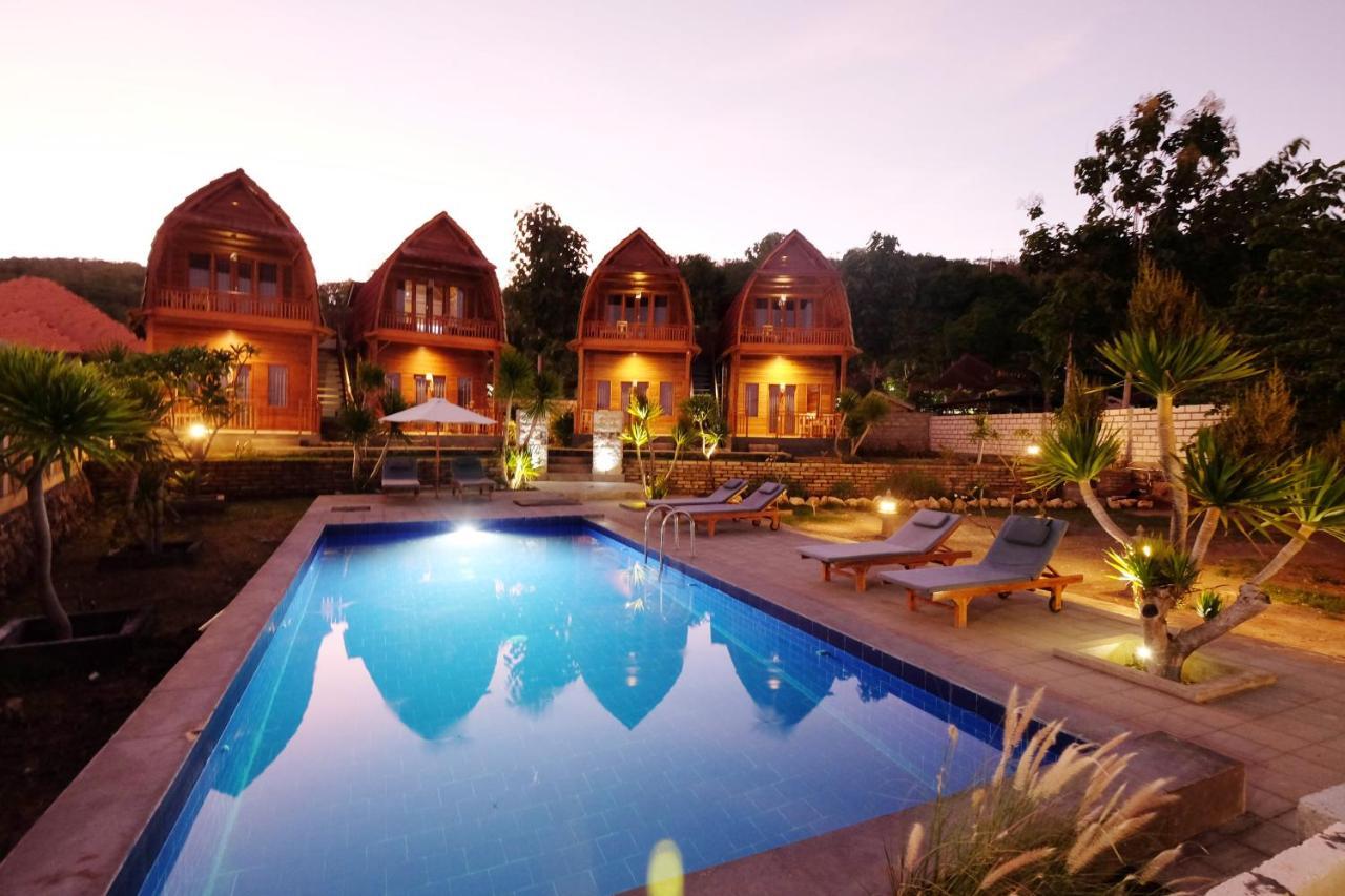 Adara Beach Huts Batununggul Exterior foto